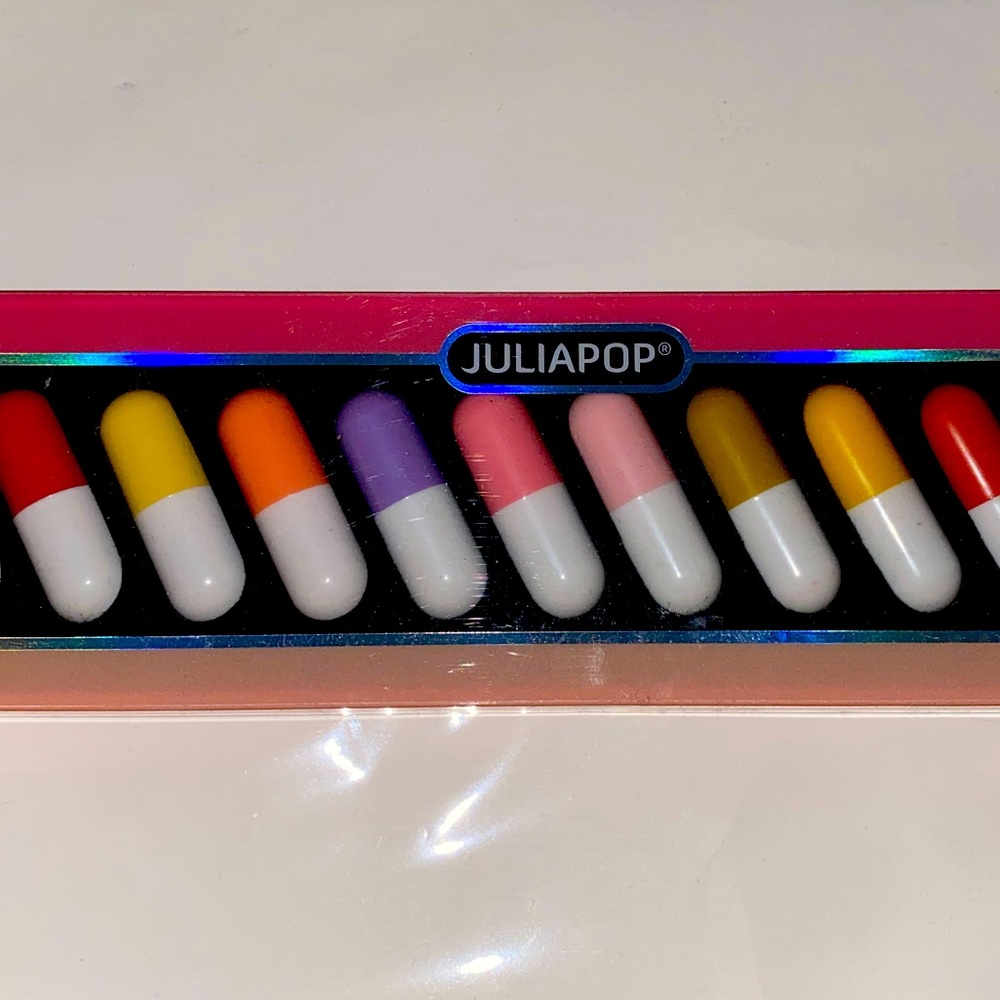 Lipstick pills